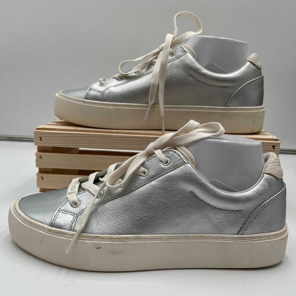 UGG Zilo Metallic Leather Platform Sneakers Silver Lace-Up Women's 10